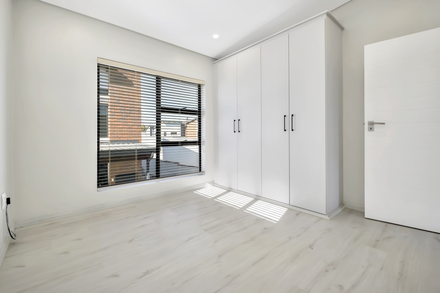 4 Bedroom Property for Sale in Maroeladal Gauteng
