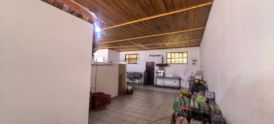 Commercial Property for Sale in Arena Gauteng