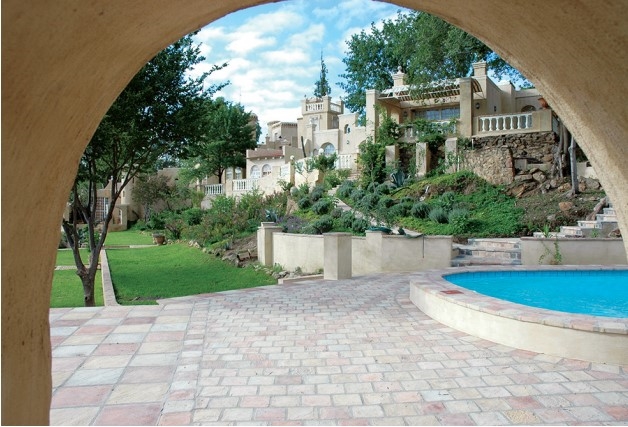 16 Bedroom Property for Sale in Lanseria Gauteng