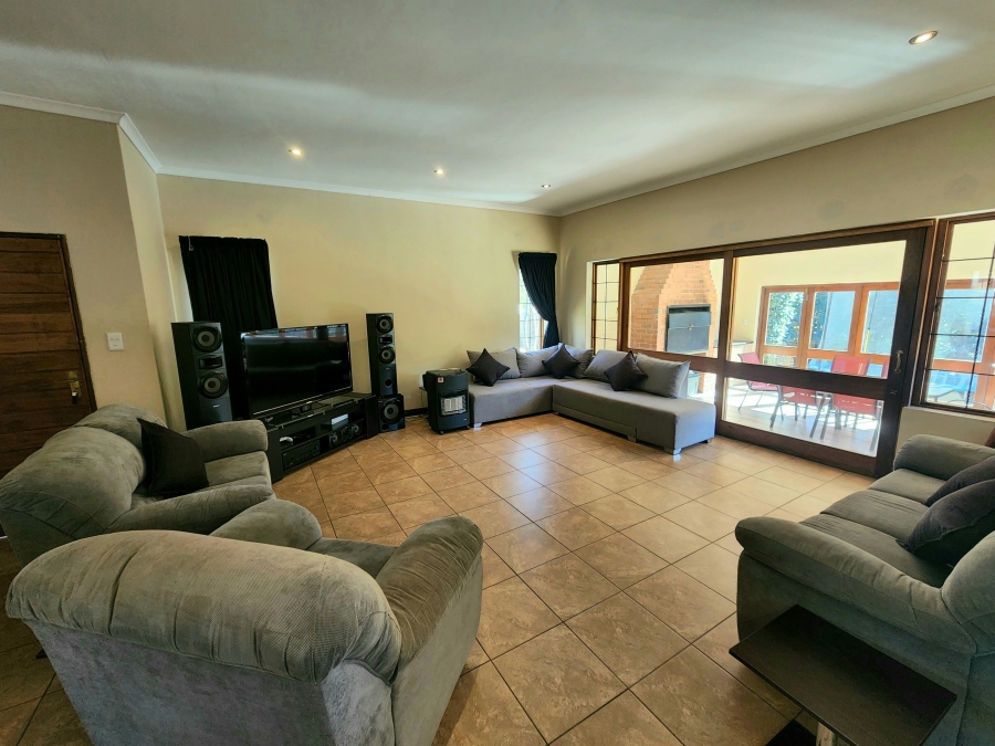 4 Bedroom Property for Sale in Pebble Rock Golf Village Gauteng