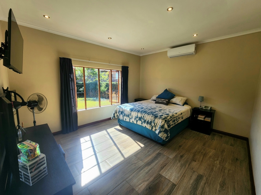 4 Bedroom Property for Sale in Pebble Rock Golf Village Gauteng