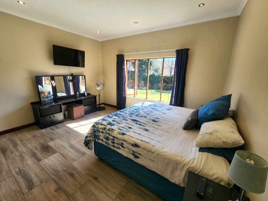 4 Bedroom Property for Sale in Pebble Rock Golf Village Gauteng