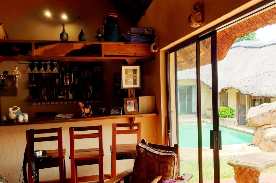 5 Bedroom Property for Sale in Zwartkop Gauteng
