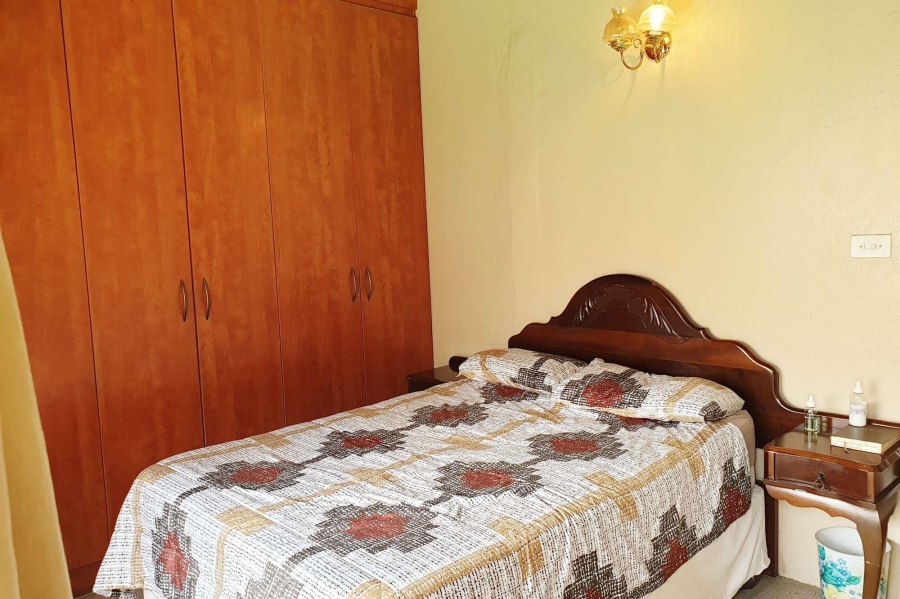 5 Bedroom Property for Sale in Zwartkop Gauteng