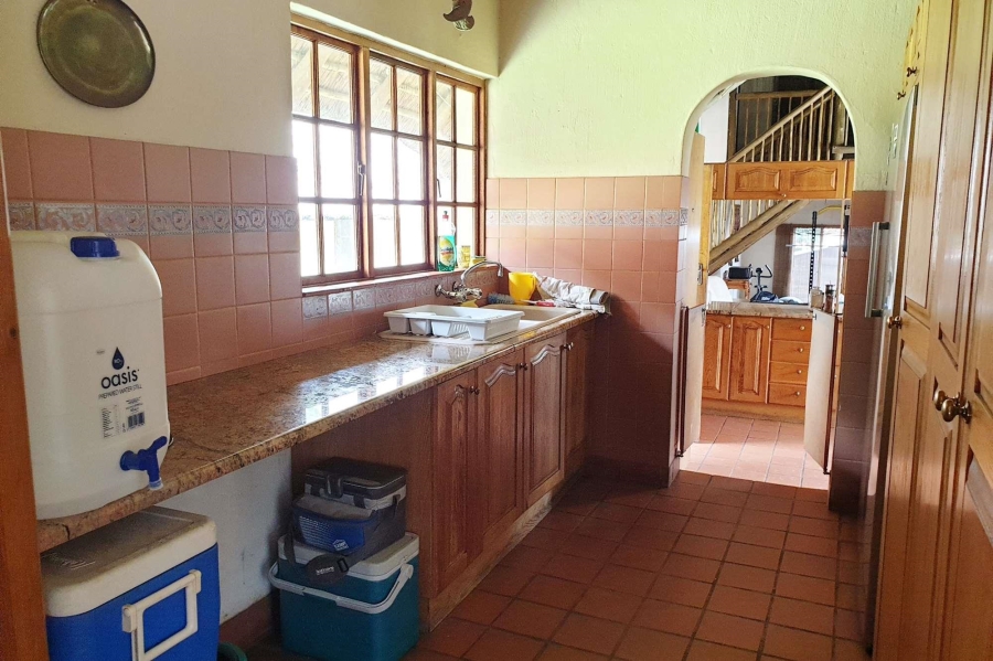 5 Bedroom Property for Sale in Zwartkop Gauteng
