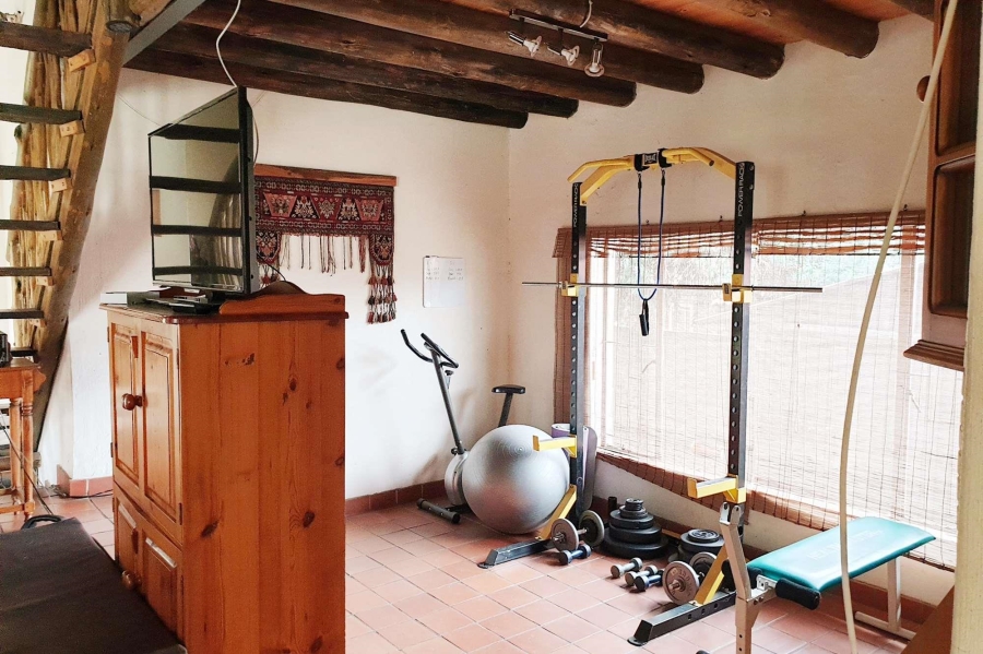 5 Bedroom Property for Sale in Zwartkop Gauteng