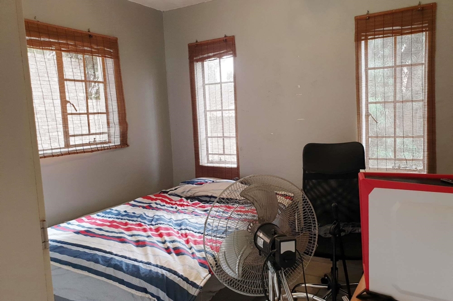 5 Bedroom Property for Sale in Zwartkop Gauteng