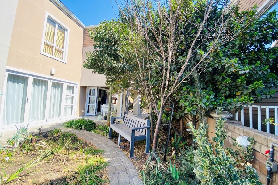 3 Bedroom Property for Sale in Riverspray Lifestyle Estate Gauteng