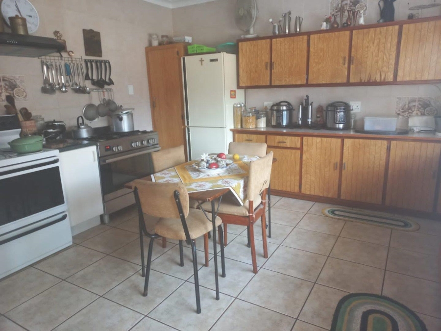 4 Bedroom Property for Sale in Greenhills Gauteng