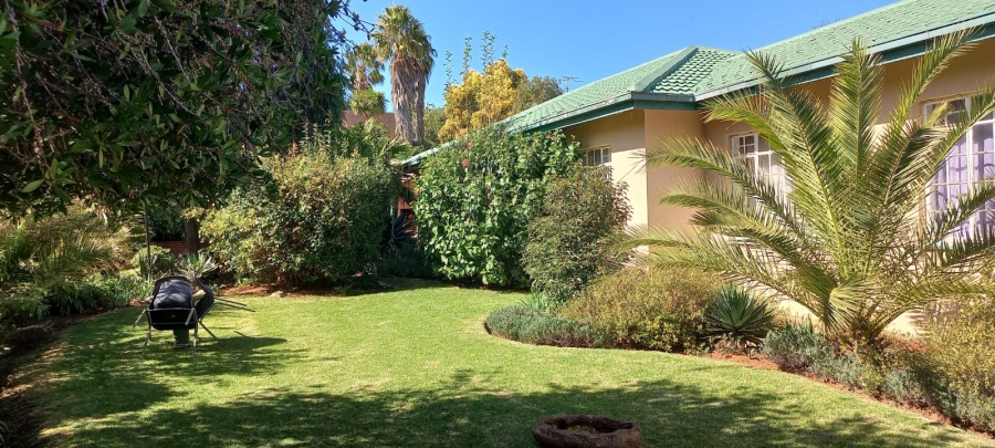 4 Bedroom Property for Sale in Greenhills Gauteng