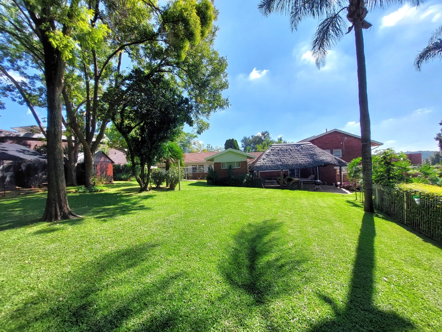 4 Bedroom Property for Sale in Erasmusrand Gauteng