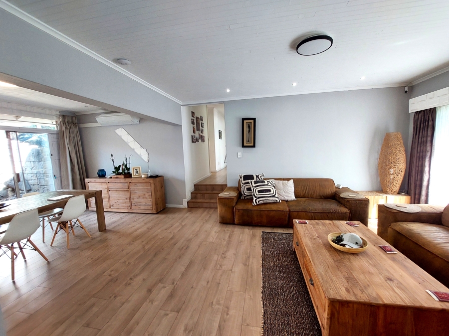 4 Bedroom Property for Sale in Erasmusrand Gauteng