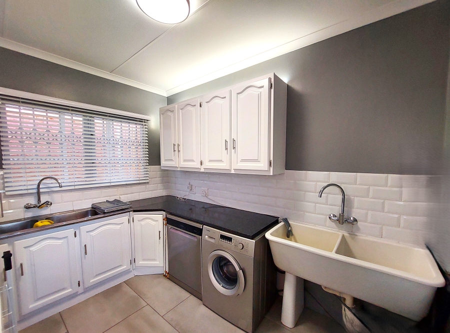 4 Bedroom Property for Sale in Erasmusrand Gauteng