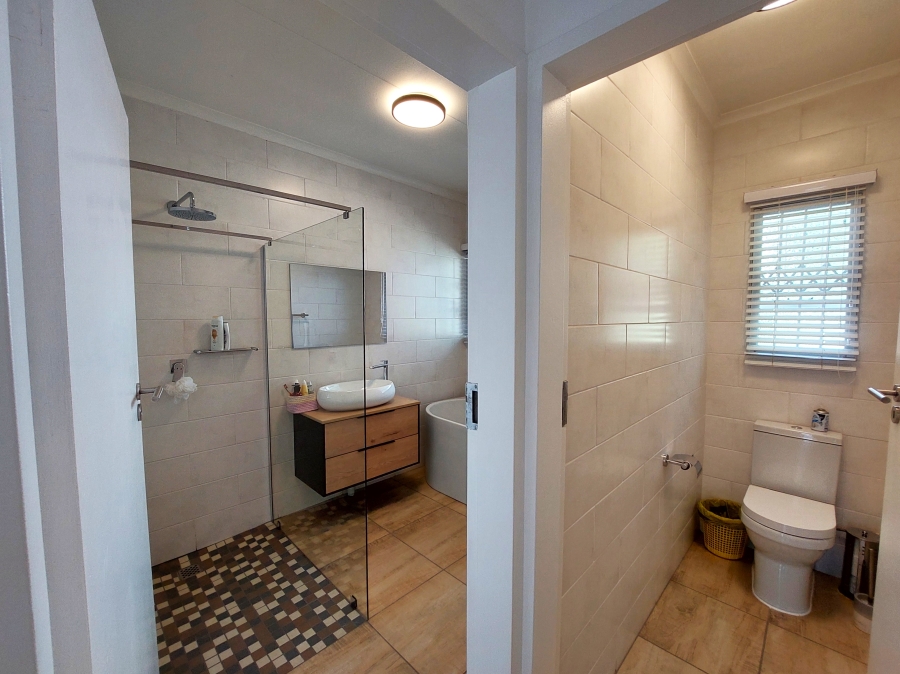 4 Bedroom Property for Sale in Erasmusrand Gauteng