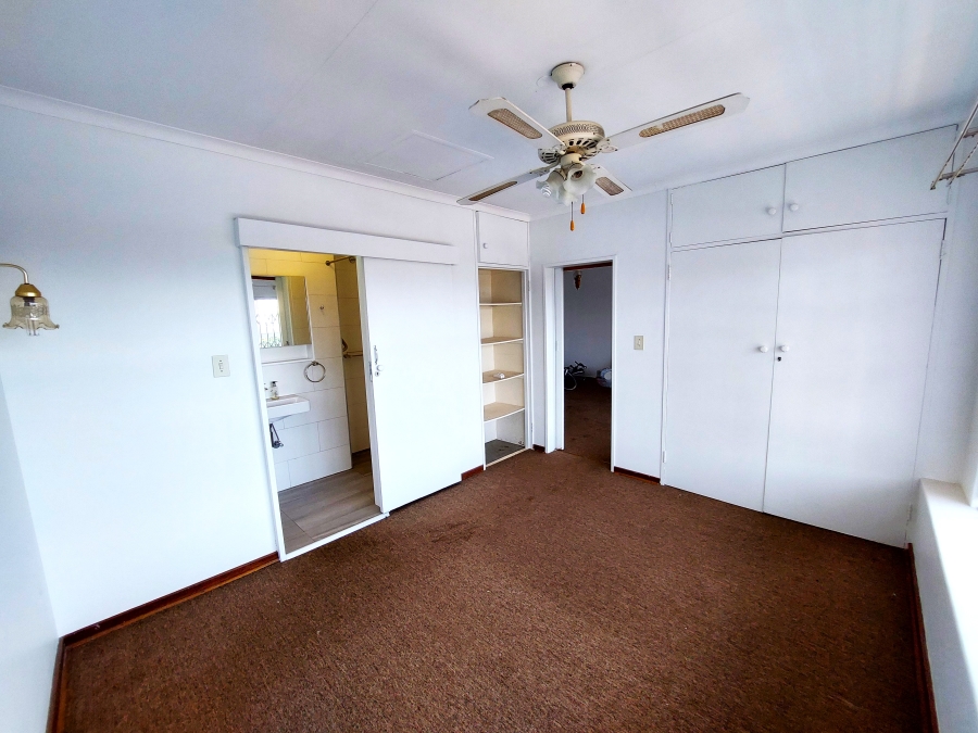 4 Bedroom Property for Sale in Erasmusrand Gauteng
