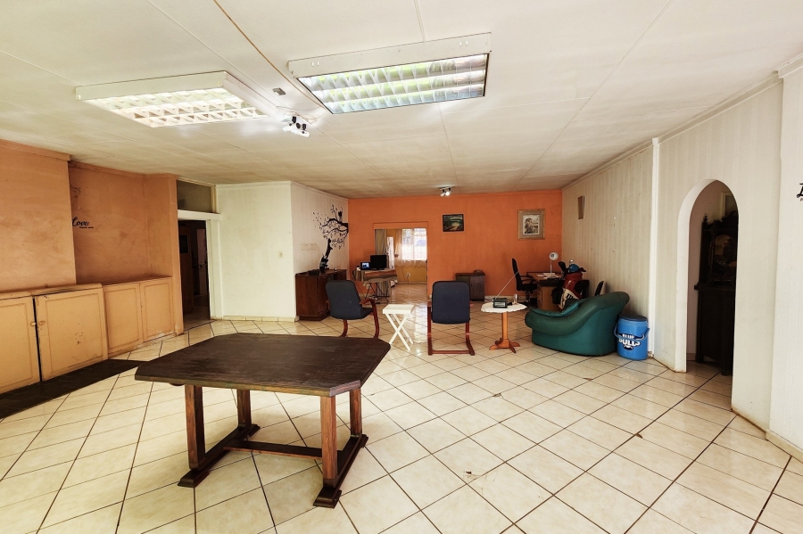 11 Bedroom Property for Sale in Valhalla Gauteng