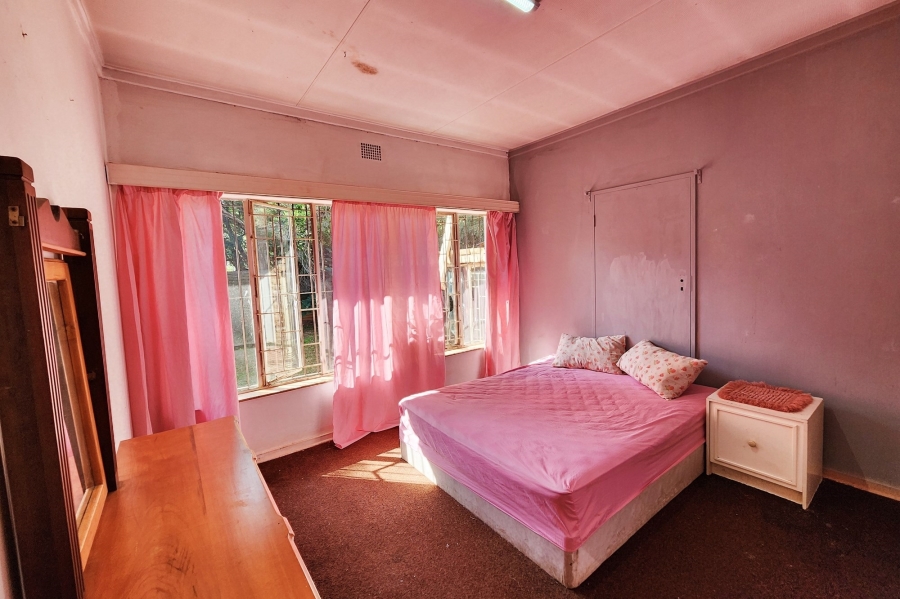 11 Bedroom Property for Sale in Valhalla Gauteng