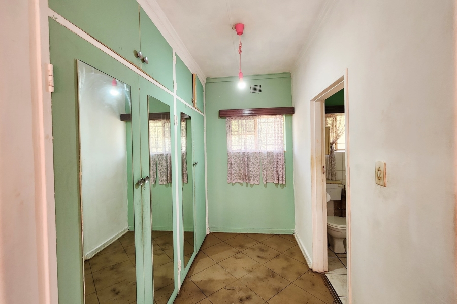 11 Bedroom Property for Sale in Valhalla Gauteng