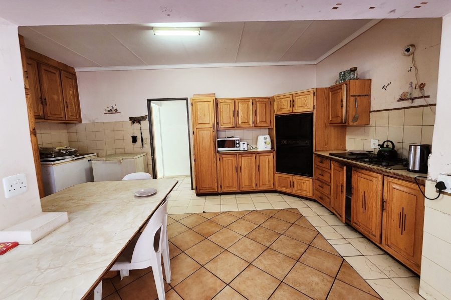 11 Bedroom Property for Sale in Valhalla Gauteng