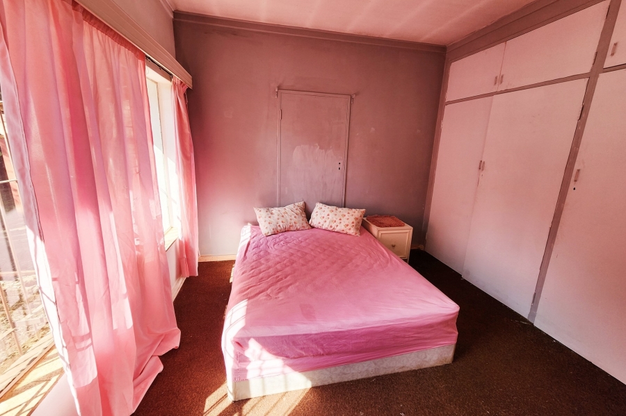 11 Bedroom Property for Sale in Valhalla Gauteng