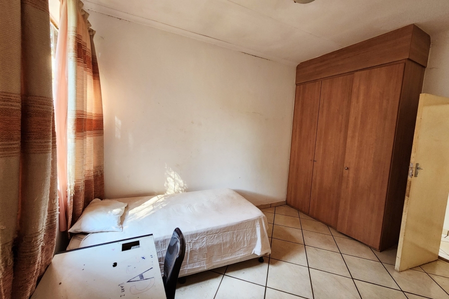11 Bedroom Property for Sale in Valhalla Gauteng