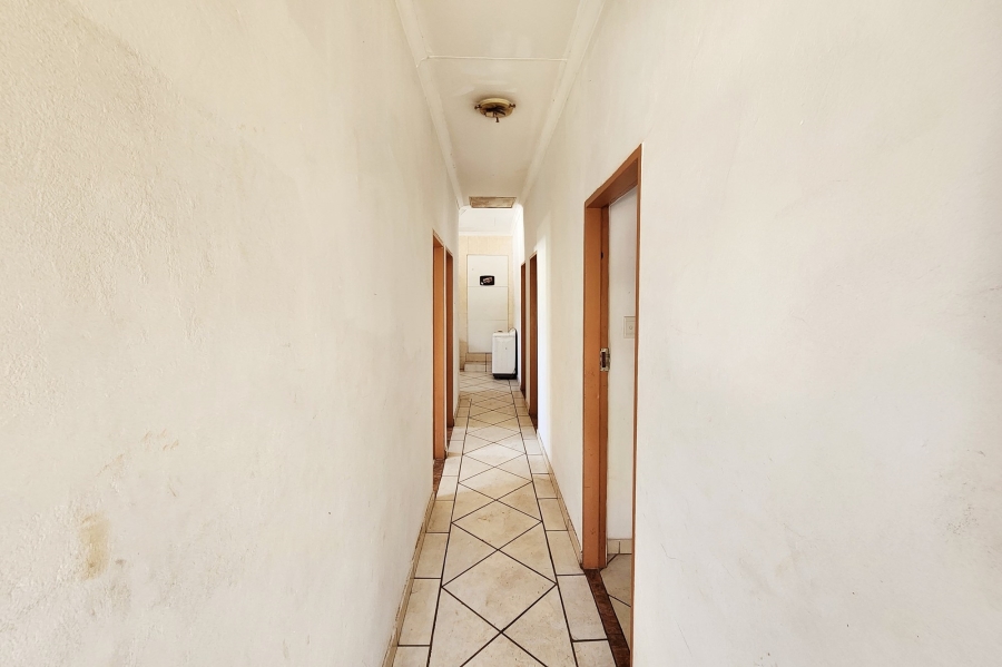 11 Bedroom Property for Sale in Valhalla Gauteng