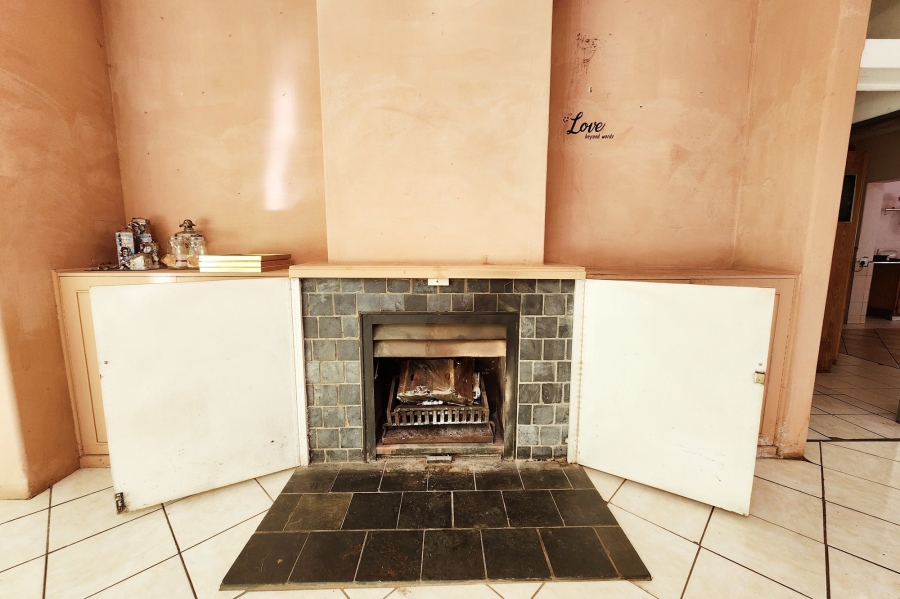 11 Bedroom Property for Sale in Valhalla Gauteng