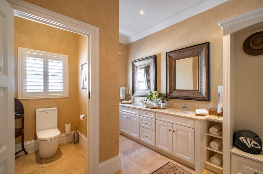 5 Bedroom Property for Sale in Bryanston Gauteng