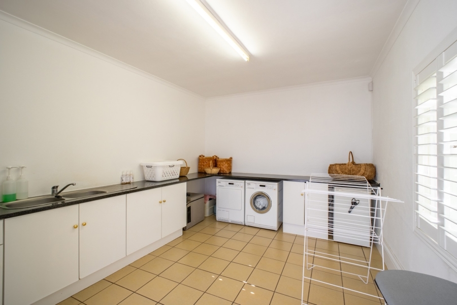 5 Bedroom Property for Sale in Bryanston Gauteng