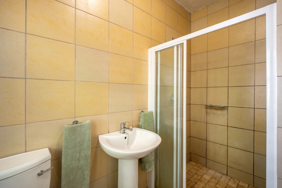 5 Bedroom Property for Sale in Bryanston Gauteng