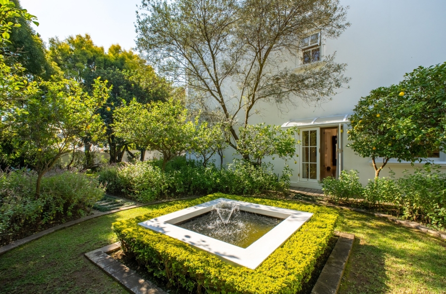 5 Bedroom Property for Sale in Bryanston Gauteng