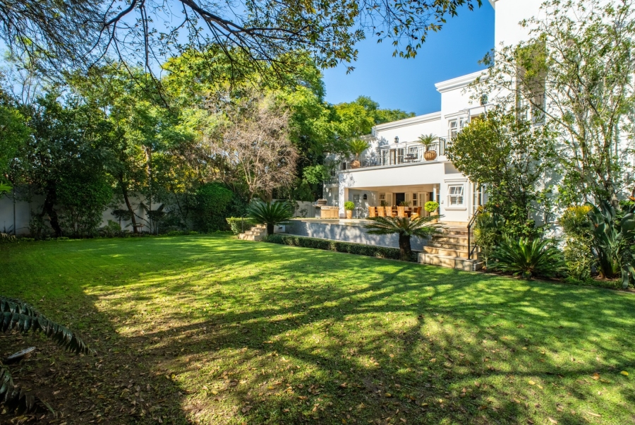 5 Bedroom Property for Sale in Bryanston Gauteng