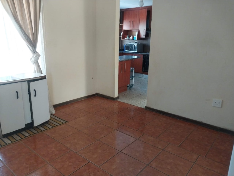 3 Bedroom Property for Sale in Annlin Gauteng