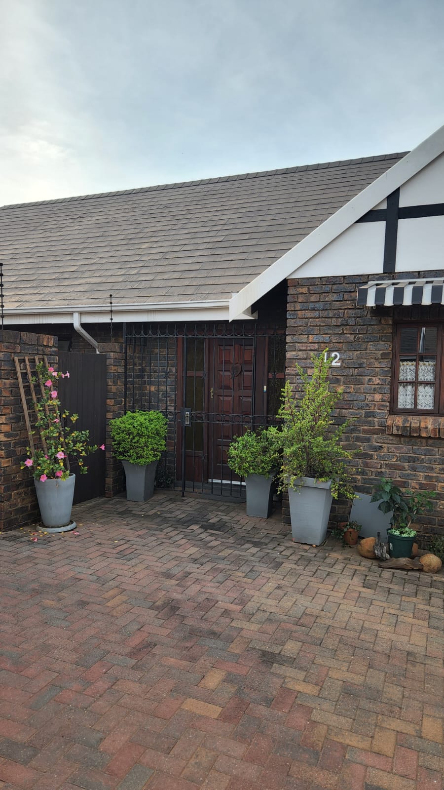 To Let 2 Bedroom Property for Rent in Lynnwood Glen Gauteng