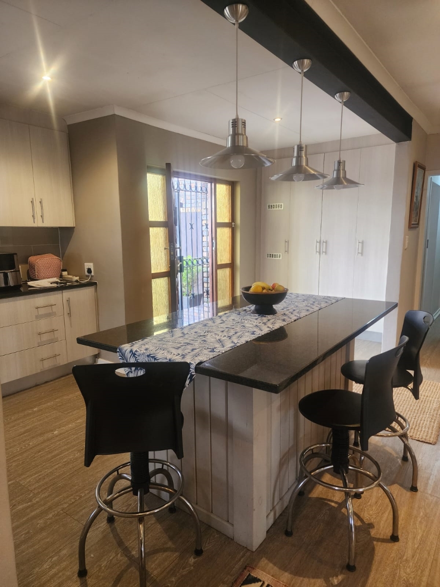 To Let 2 Bedroom Property for Rent in Lynnwood Glen Gauteng