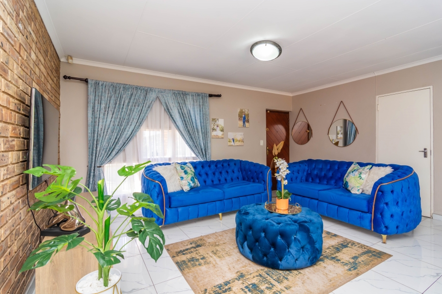 4 Bedroom Property for Sale in Rangeview Gauteng