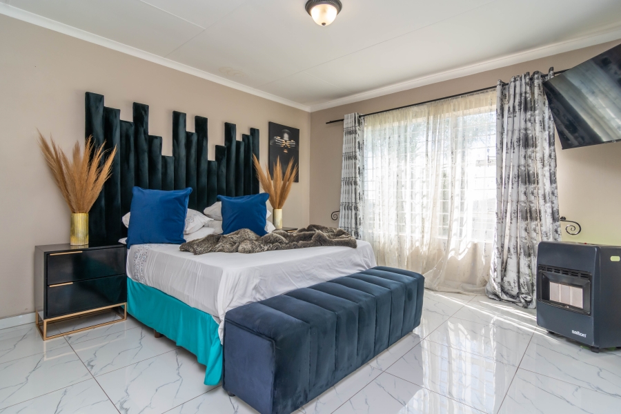 4 Bedroom Property for Sale in Rangeview Gauteng