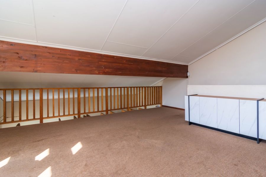4 Bedroom Property for Sale in Rangeview Gauteng