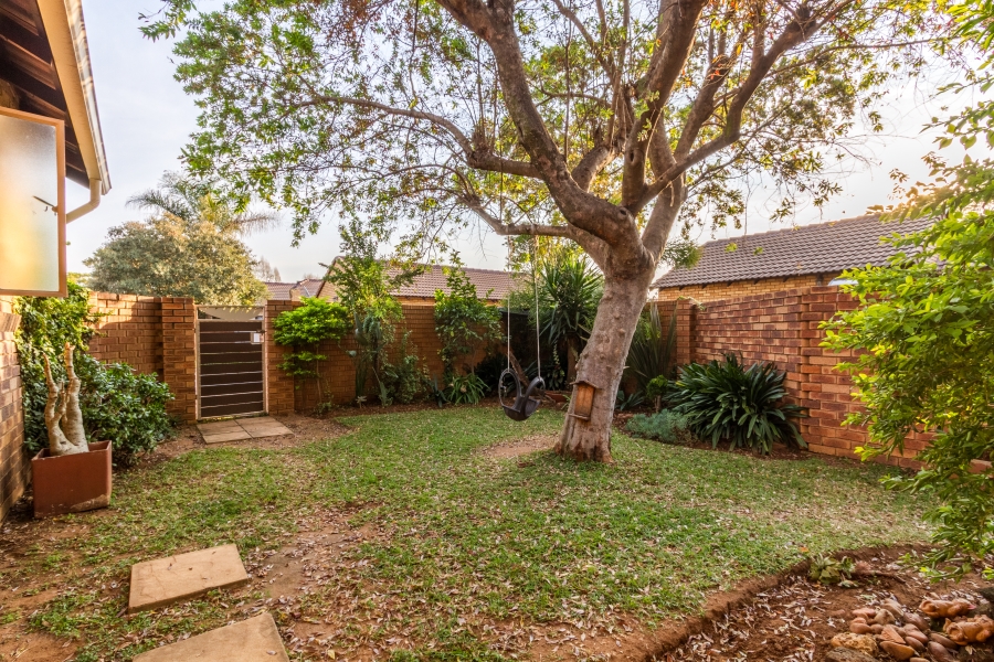 2 Bedroom Property for Sale in Equestria Gauteng