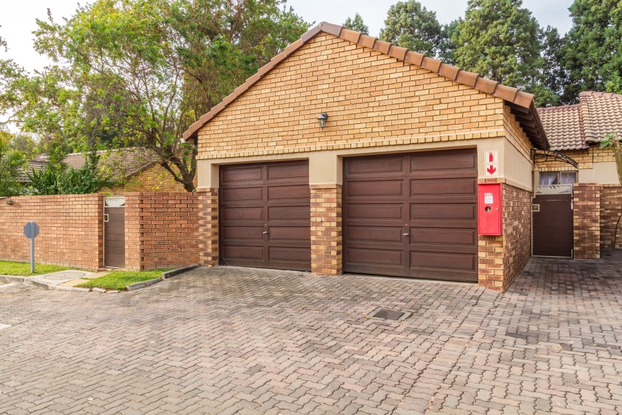 2 Bedroom Property for Sale in Equestria Gauteng