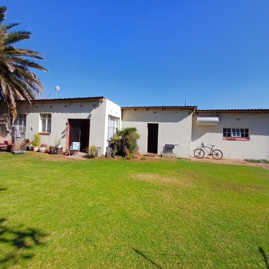 3 Bedroom Property for Sale in Meyerton Central Gauteng