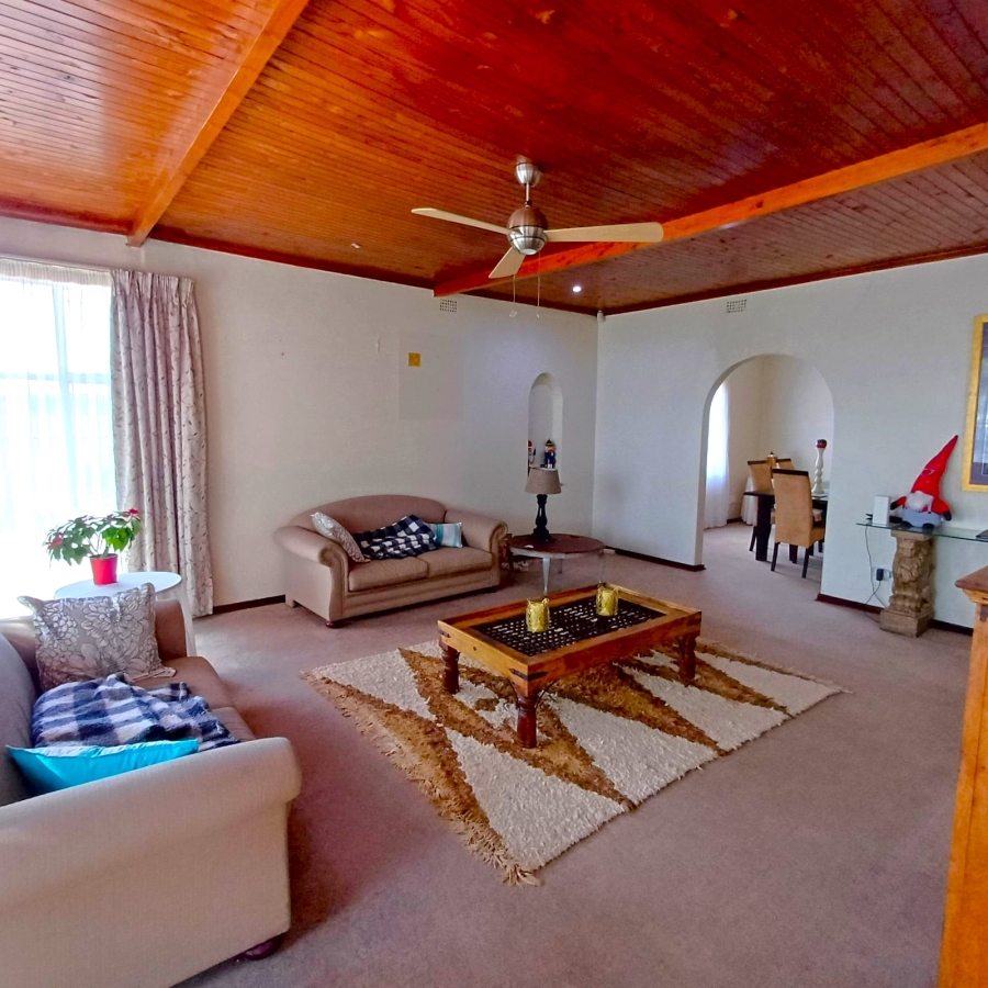 3 Bedroom Property for Sale in Meyerton Central Gauteng