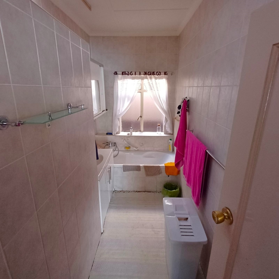 3 Bedroom Property for Sale in Meyerton Central Gauteng