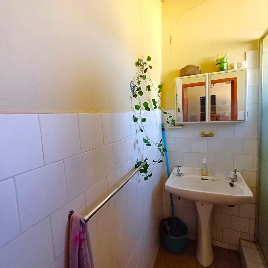 3 Bedroom Property for Sale in Meyerton Central Gauteng