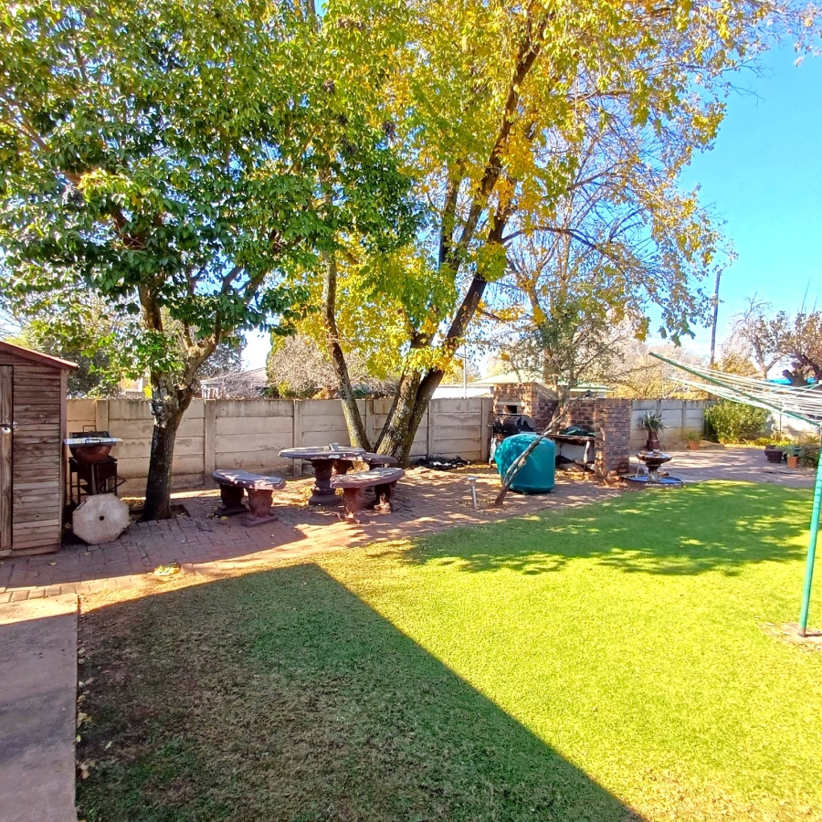 3 Bedroom Property for Sale in Meyerton Central Gauteng
