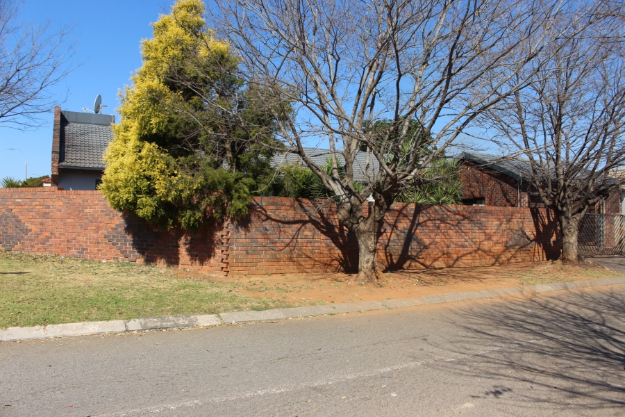 3 Bedroom Property for Sale in Davidsonville Gauteng