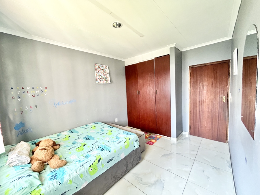 2 Bedroom Property for Sale in Halfway Gardens Gauteng