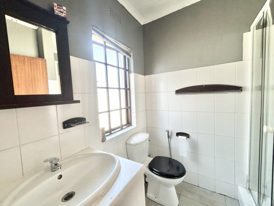 2 Bedroom Property for Sale in Halfway Gardens Gauteng