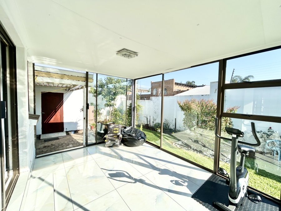 2 Bedroom Property for Sale in Halfway Gardens Gauteng