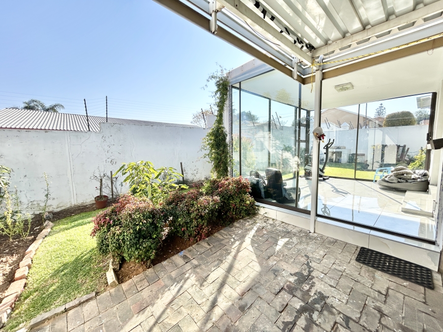 2 Bedroom Property for Sale in Halfway Gardens Gauteng